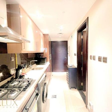 Lovely Big Studio W/ Burj Khalifa View In Downtown Dubai Buitenkant foto