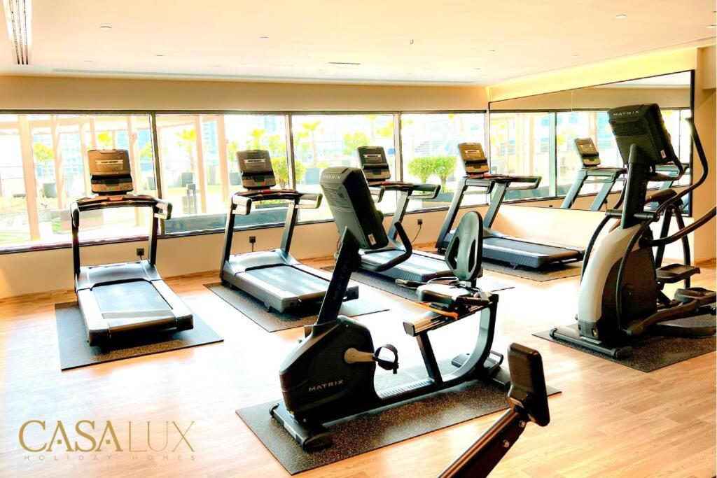 Lovely Big Studio W/ Burj Khalifa View In Downtown Dubai Buitenkant foto